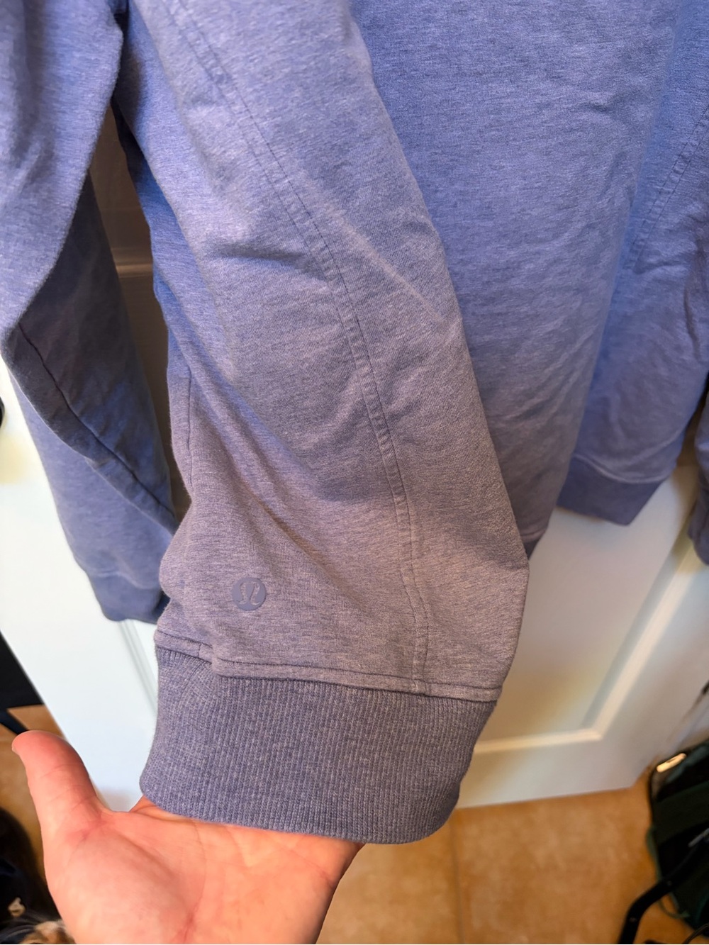 Lululemon lightweight Hoody - Picture 4 of 4
